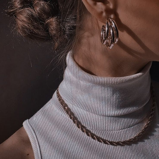 Jewelry Post