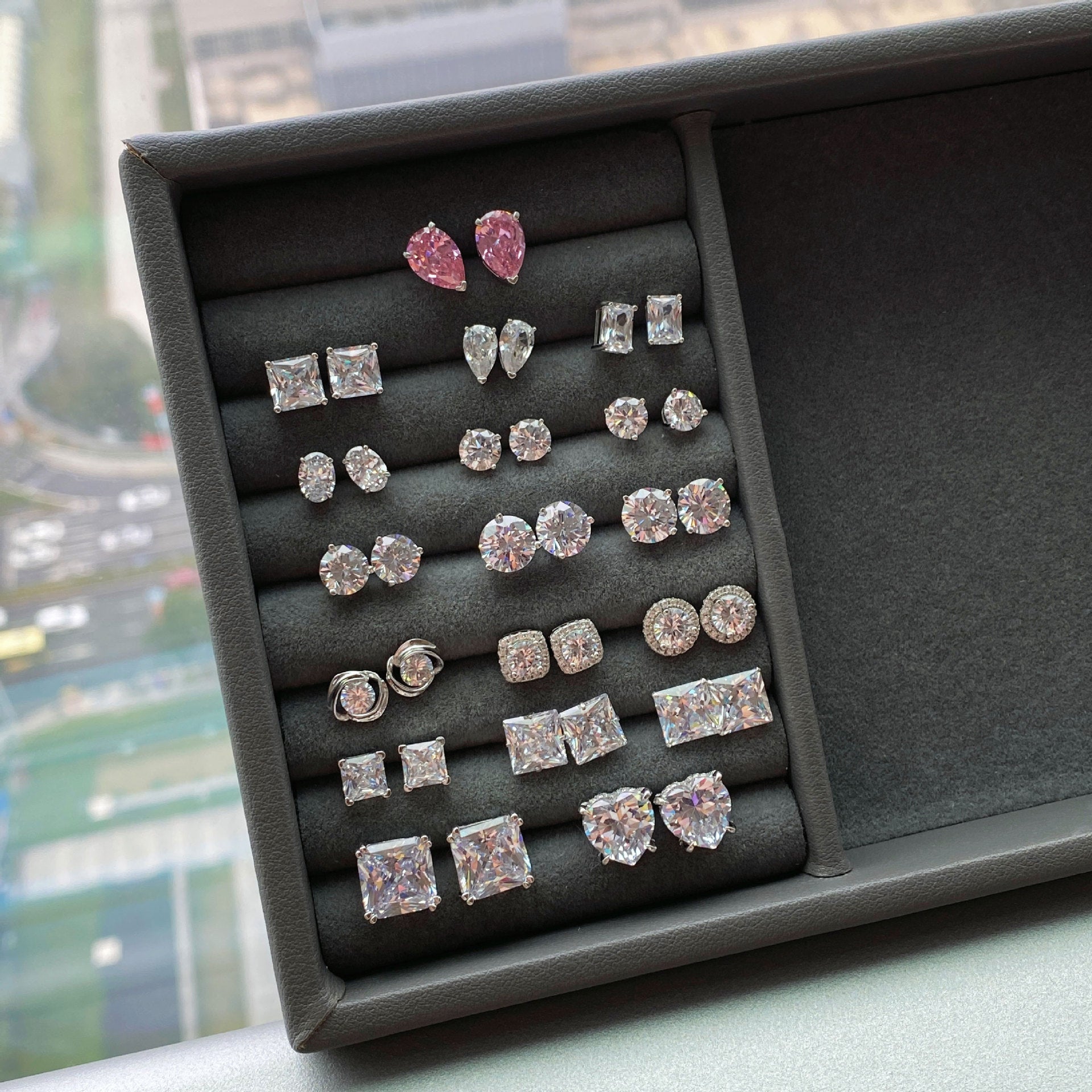 S925 Sterling  Zircon Single Diamond Earrings Flashing High-end Light Luxury 8A Ice Flower Cut Female Earrings For Ear Piercing