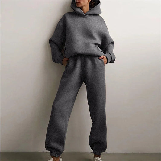 Tuta da donna Adora Milano, tuta sportiva, felpe con cappuccio calde alla moda autunnali