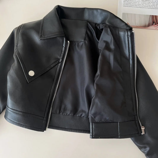 Set per bambine Adora Milano Top in pelle tinta unita + gonna a pieghe in pelle tinta unita