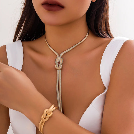 Adora Milano Glatte lange Schlangen-Kette und Armband für Damen
