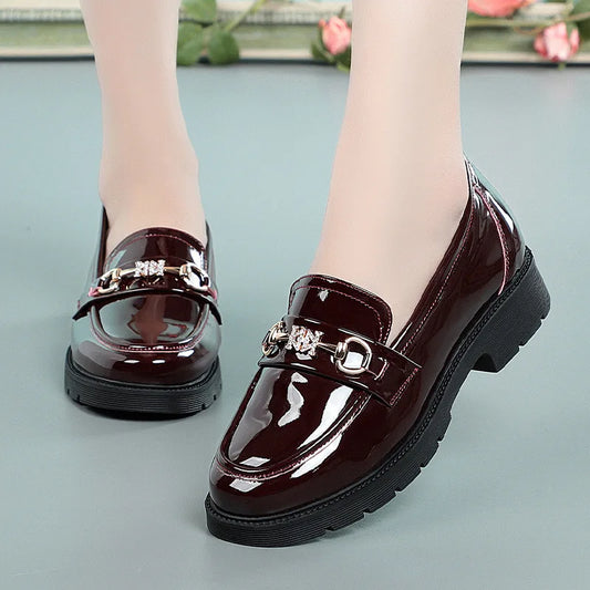 Scarpe Mary Jane da donna con plateau, punta tonda, nuove in primavera, catena in metallo, casual, in morbida pelle verniciata, mocassini slip-on da ufficio, taglie 35-41