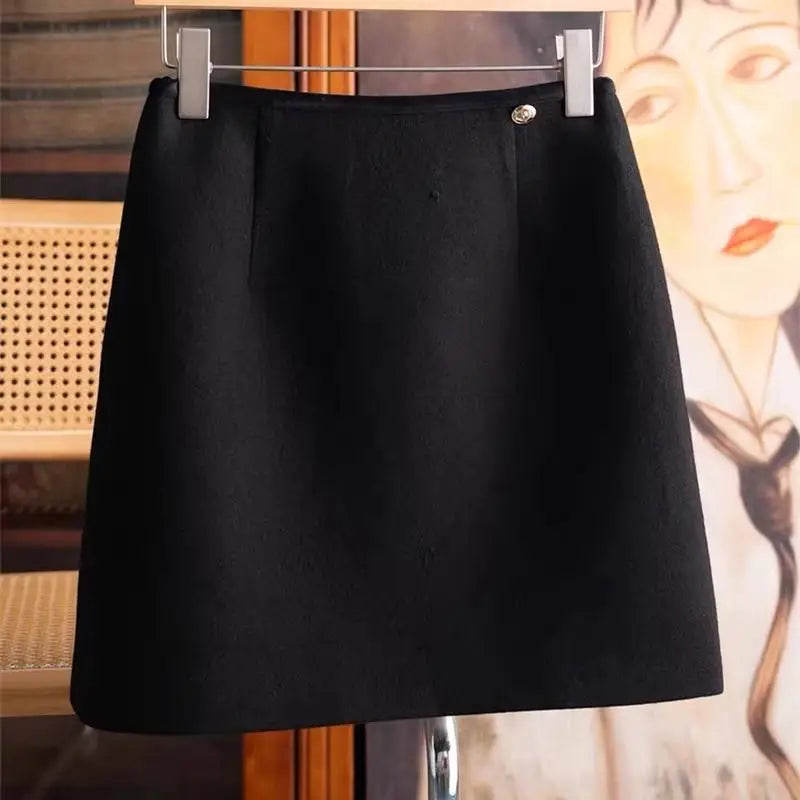 Woolen Skirt Autumn and Winter New Short Style High-waisted, Small Fragrance-style Thickened A-line Short Skirt