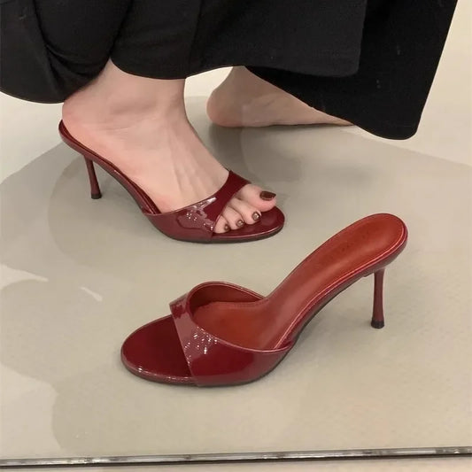 Mules da donna in pelle verniciata color rosso vino, sandali alla moda con punta tonda aperta, tacco alto sottile, ciabatte, scarpe estive da festa