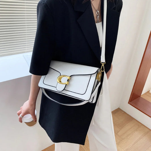 Adora Milano borsa a tracolla diagonale piccola e quadrata alla moda
