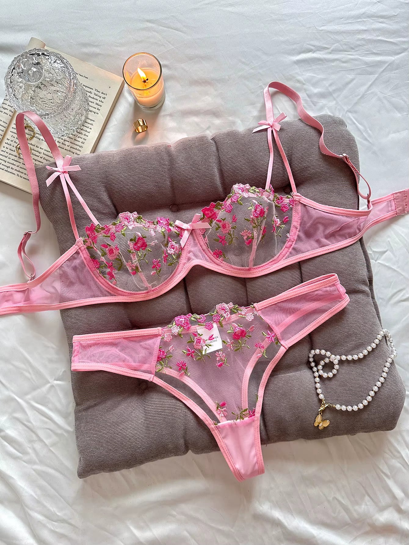 New Sexy Lace Floral Lingerie Set Women'S Underwear Transparent Bra Party Sets Lace Lingerie Bra Set Underwear Set S-XL Size
